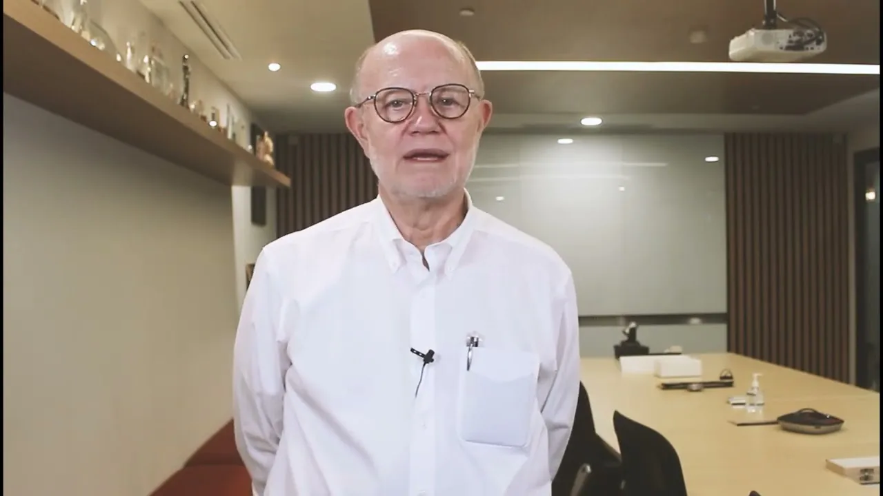 Mike Broomell, Managing Director of Colliers Indonesia